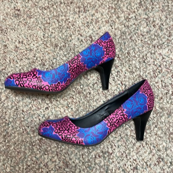 Tuk rose print heels - new - Picture 3 of 8